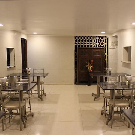 Hotel Rama Executive มหาบาเลชวาร์ ภายนอก รูปภาพ