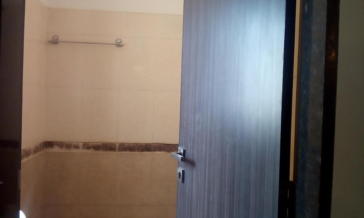 Hotel Rama Executive มหาบาเลชวาร์ ภายนอก รูปภาพ